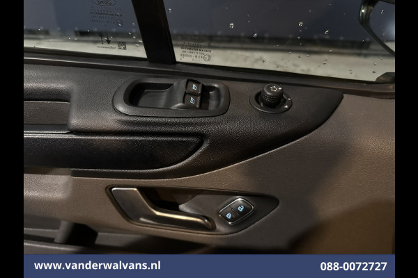 Ford Transit Custom 2.0 TDCI 131pk L2H1 Euro6 Airco | Navigatie | Apple Carplay | LED | 2800kg Trekhaak | Cruisecontrol Parkeersensoren, Bijrijdersbank