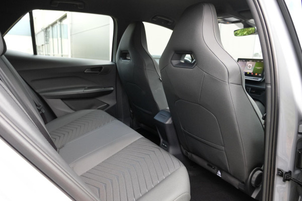 CUPRA Born Edition 62 kWh | Stoelverwarming | Camera | Stuurwielverwarming | Lichtmetalen velgen | Apple Carplay/Android Auto | 18 inch LMV |