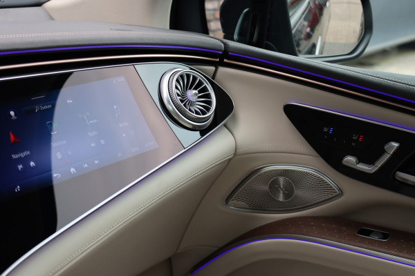 Mercedes-Benz EQS SUV 450+ AMG Line 108 kWh | Luchtvering | Hyperscreen | Achterasbesturing | Distronic+ | Entertainment Achter | Massage | Burmester | Verwarmd Stuurwiel | Tablet | HUD |