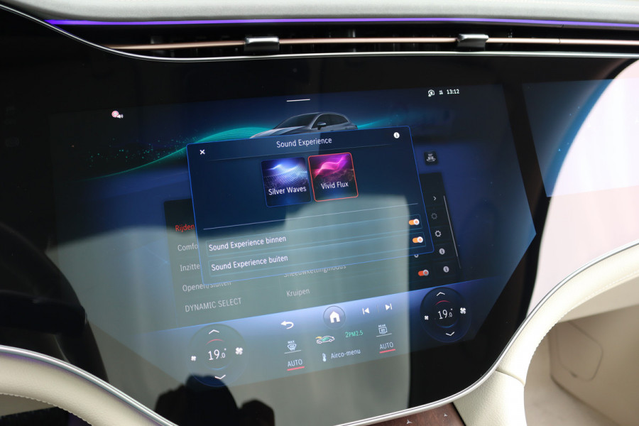 Mercedes-Benz EQS SUV 450+ AMG Line 108 kWh | Luchtvering | Hyperscreen | Achterasbesturing | Distronic+ | Entertainment Achter | Massage | Burmester | Verwarmd Stuurwiel | Tablet | HUD |