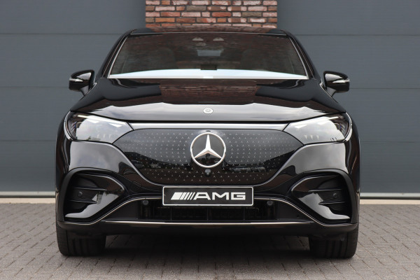 Mercedes-Benz EQE SUV 350 4MATIC AMG Line Premium+ 91 kWh | Luchtvering | Hyperscreen | Achterasbesturing | Distronic+ | Panoramadak | Burmester | Digital Light | Surround Camera | 22kW | Warmtepomp |
