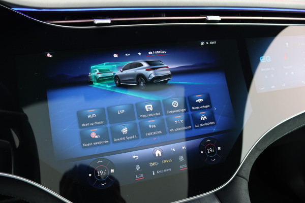 Mercedes-Benz EQE SUV 350 4MATIC AMG Line Premium+ 91 kWh | Luchtvering | Hyperscreen | Achterasbesturing | Distronic+ | Panoramadak | Burmester | Digital Light | Surround Camera | 22kW | Warmtepomp |