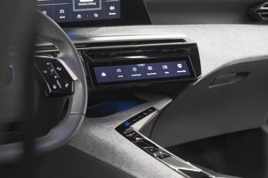 Peugeot E-3008 Allure 73 kWh | 11 KW Lader | Camera | Panoramic Navigation pack