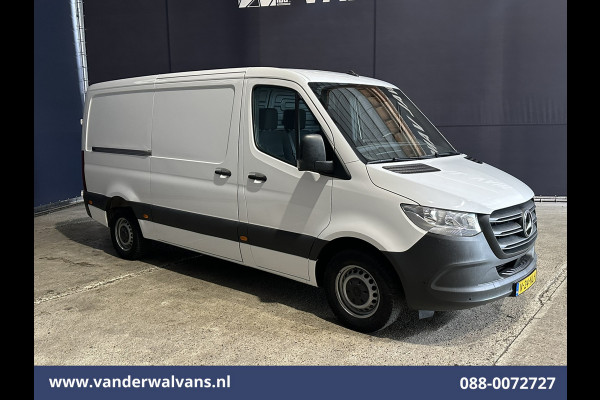Mercedes-Benz Sprinter 315 CDI 150pk L2H1 Euro6 Airco | Camera | Apple Carplay | Cruisecontrol | Trekhaak Android Auto, Stoelverwarming, Parkeersensoren, Bijrijdersbank