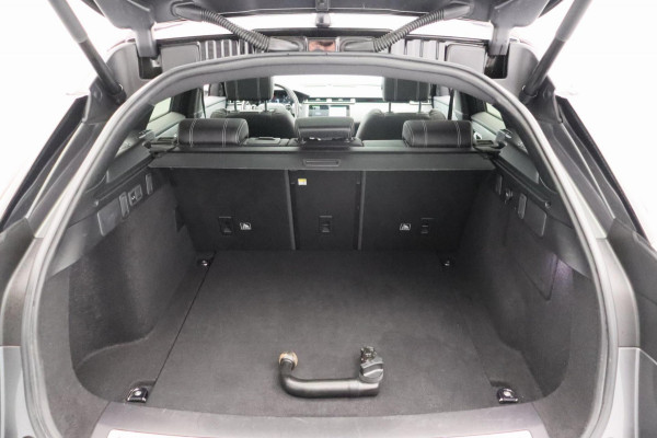 Land Rover Range Rover Velar 2.0 I4 Turbo * R-Dynamic * SE 300PK Trekhaak Pano/dak