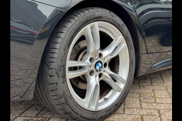BMW 3 Serie Touring 318i M Sport 2019 AUT PANO CAMERA NAP!