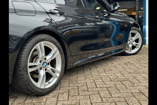BMW 3 Serie Touring 318i M Sport 2019 AUT PANO CAMERA NAP!