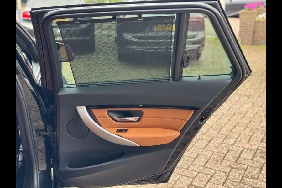 BMW 3 Serie Touring 318i M Sport 2019 AUT PANO CAMERA NAP!