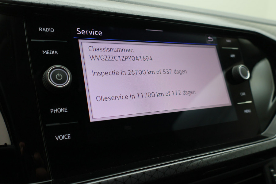 Volkswagen T-Cross 1.0 TSI DSG Style Virtual Cockpit, ACC, Apple Carplay, Camera, LED, DAB, Trekhaak, 17''