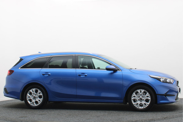Kia Ceed Sportswagon 1.5 T-GDi DynamicPlusLine Climate, Winterpakket, Cruise, Apple Carplay, Camera, DAB, PDC, 16''