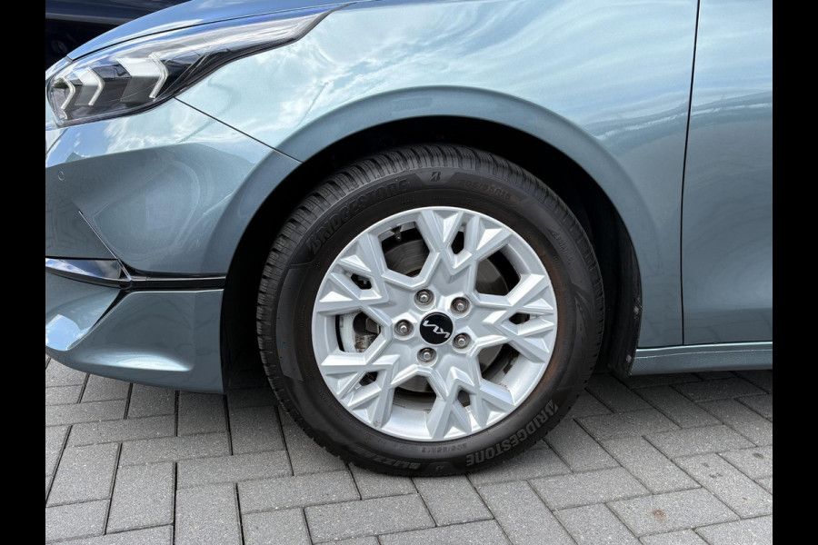 Kia Ceed 1.5 T-GDi DynamicPlusLine | 28000 KM | 140 PK | Virtual Cockpit | Navigatie | Stuurwielverwarming