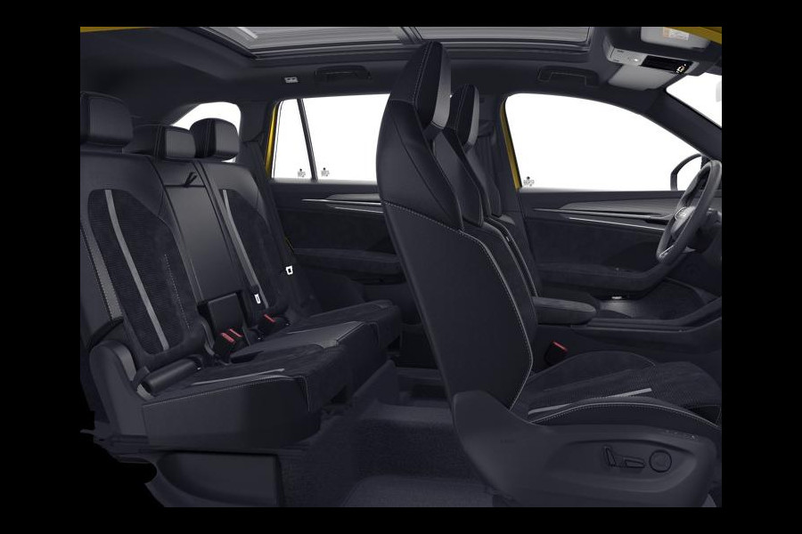 Škoda Kodiaq 1.5 TSI PHEV Sportline Business | Panoramadak | Trekhaak | Light & View | Adaptief onderstel | Canton Sound |