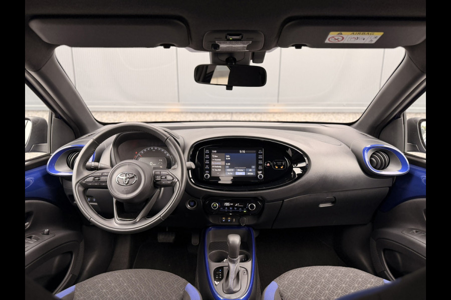 Toyota Aygo X 1.0 VVT-i S-CVT Pulse ACC Clima Stoelverw 17'' CarPlay Camera