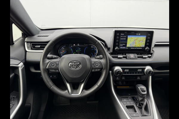 Toyota RAV4 2.5 Hybrid Bi-Tone | ACC | CarPlay | Keyless | Camera | 18 inch
