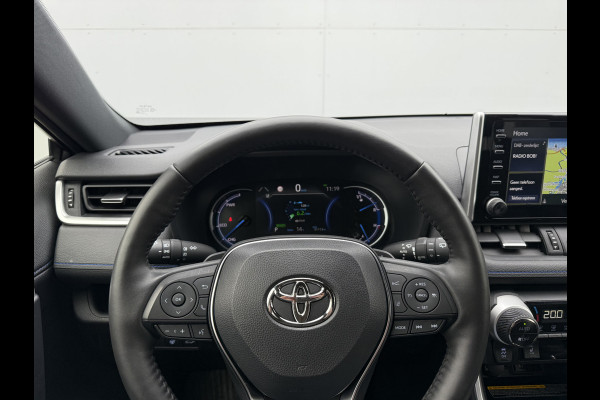 Toyota RAV4 2.5 Hybrid Bi-Tone | ACC | CarPlay | Keyless | Camera | 18 inch