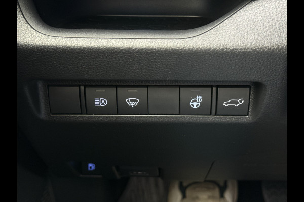 Toyota RAV4 2.5 Hybrid Bi-Tone | ACC | CarPlay | Keyless | Camera | 18 inch