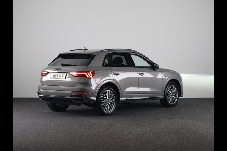 Audi Q3 45 TFSI e S edition 245pk | Trekhaak | Stoelverwarming | Elek. klep | Keyless | ACC | 19inch | S-line Exterieur |