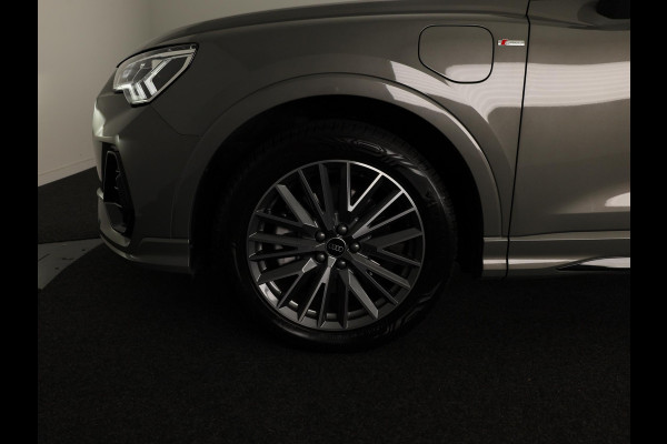 Audi Q3 45 TFSI e S edition 245pk | Trekhaak | Stoelverwarming | Elek. klep | Keyless | ACC | 19inch | S-line Exterieur |