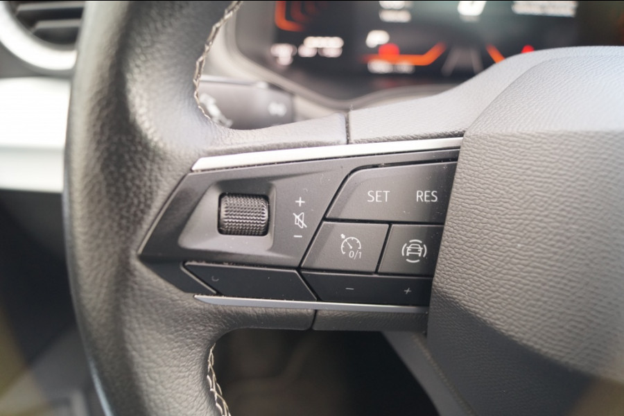 Seat Arona 1.0 EcoTSI 115pk DSG Style -NAVI-LED-ECC-PDC-