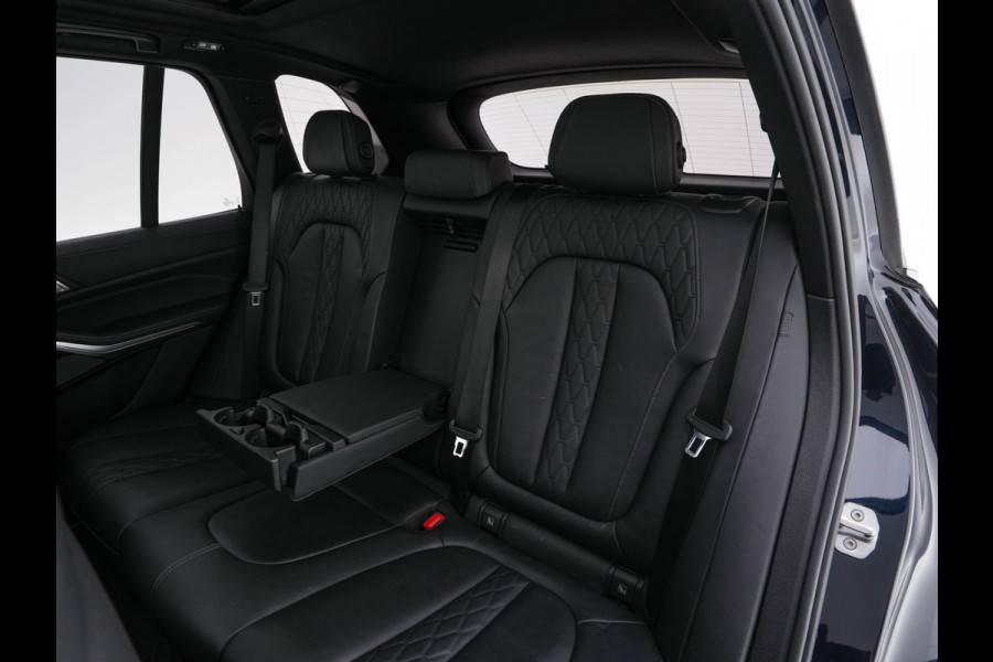 BMW X5 M50d M-Sportpack High Executive Aut. *PANO | HEAD-UP | LASER-LED | LEATHER | SOFT-CLOSE | ADAPTIVE-CRUISE | HARMAN/KARDON | BLIND-SPOT | MEMORY-PACK | TOP-VIEW | DIGI-COCKPIT | NAVI-FULLMAP | ECC | PDC | TOWBAR |