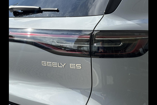 GEELY E5 Pro+ 68 kWh | Stoelverwarming & verkoeling | Warmtepomp | 360 Camera | Parkeersensoren |