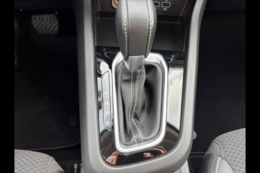 Renault Arkana 1.6 E-Tech Hybrid 145 Intens 143pk Trekhaak | Adaptieve Cruise | Achteruitrijcamera | All Season banden