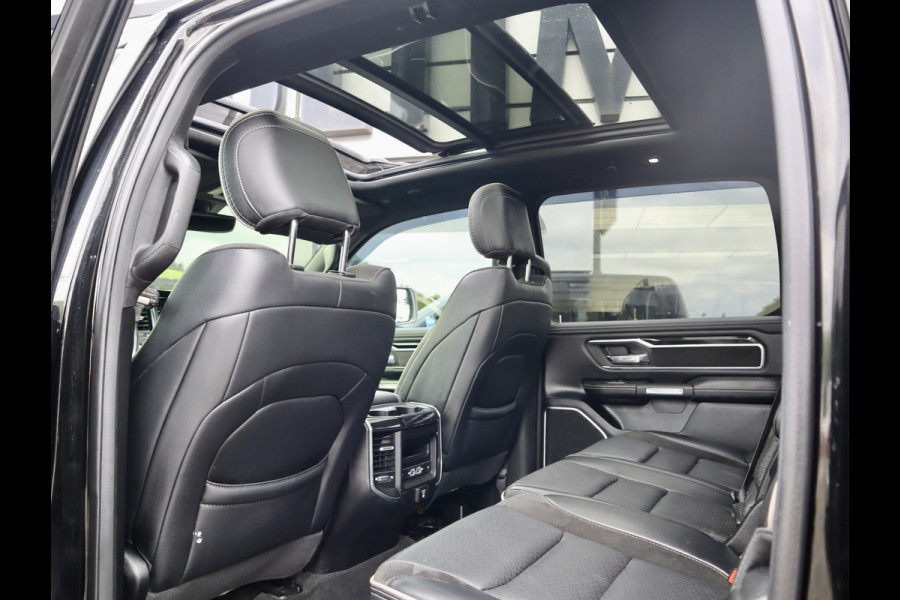 Dodge Ram 1500 5.7 V8 4x4 SPORT MARGE/BTW VRIJ BLACK EDITION