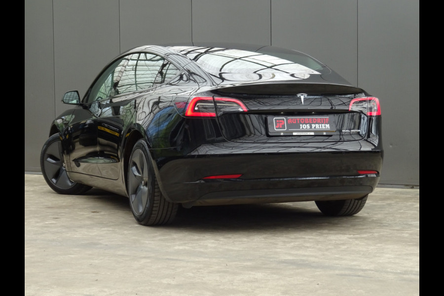 Tesla Model 3 Long Range AWD 75 kWh * BLACKED OUT * 445 KM ACCURANGE !!