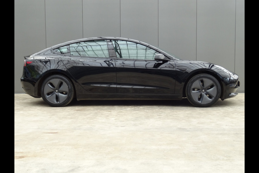 Tesla Model 3 Long Range AWD 75 kWh * BLACKED OUT * 445 KM ACCURANGE !!