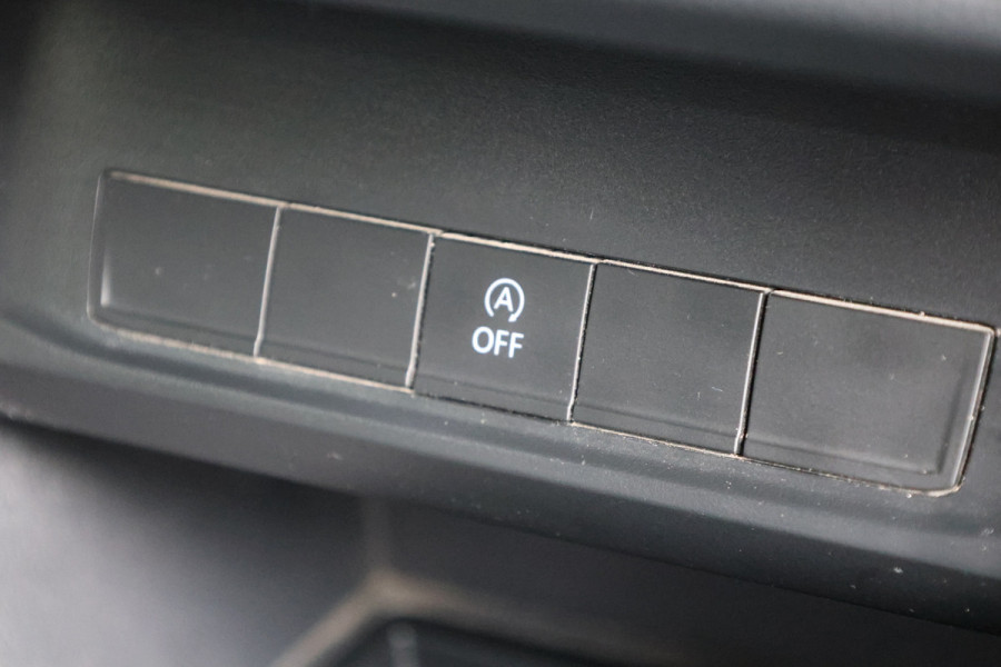 Volkswagen Caddy 2.0 TDI Highline 185 PK | MF Stuur | Trekhaak | PDC | Airco | Elek ramen | Treeplanken | Nieuwe APK | NAP Logisch | Euro 6