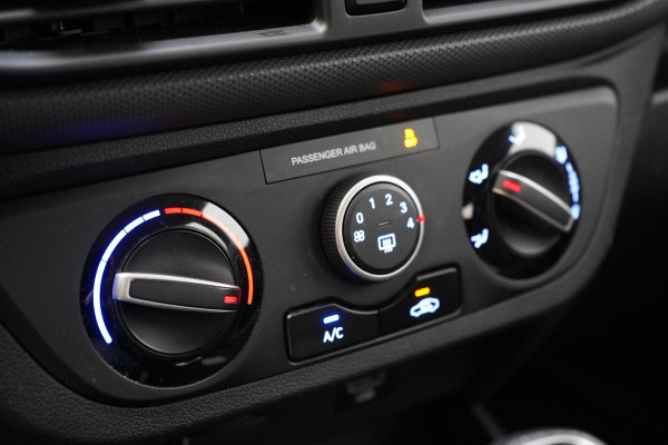 Hyundai i10 1.0 Comfort | Carplay | Cruise control | Airconditioning |