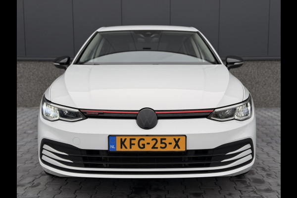 Volkswagen Golf 1.5 eTSI GTI 19'' CarPlay Sfeer Navi ACC Keyless Stuur-/stoelverwarming