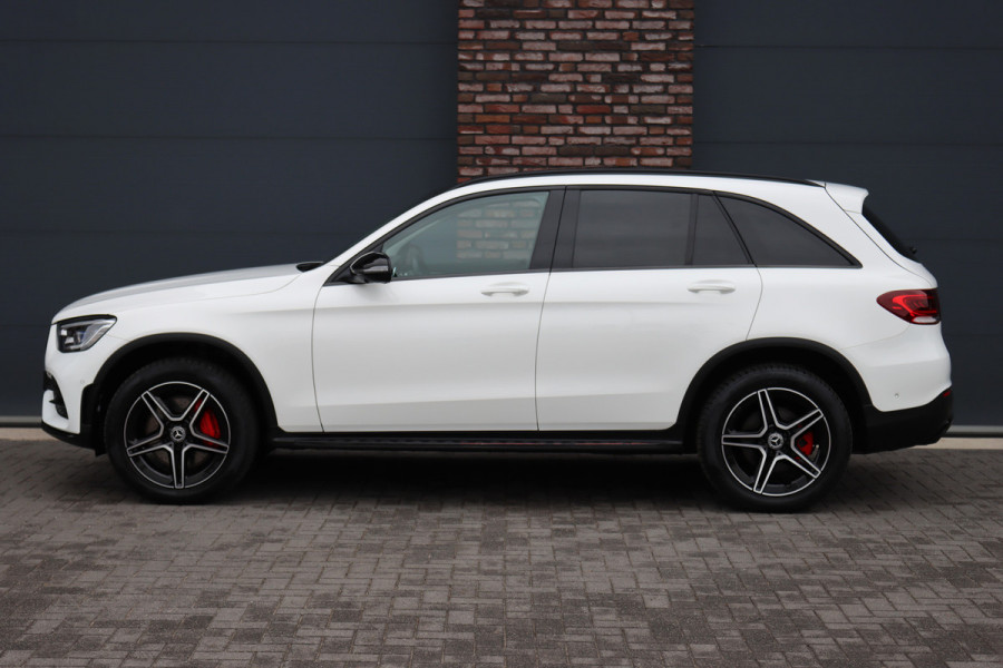 Mercedes-Benz GLC 300e 4MATIC AMG Line Premium+ | Distronic+ | Panoramadak | Burmester | Memory | Trekhaak | Surround Camera | Multibeam LED | Nightpakket | Augmented Reality |
