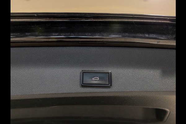 Seat Ateca 150pk / Panoramadak / Achteruitrij camera / Adaptieve cruise control