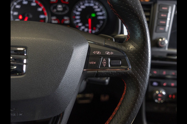 Seat Ateca 150pk / Panoramadak / Achteruitrij camera / Adaptieve cruise control