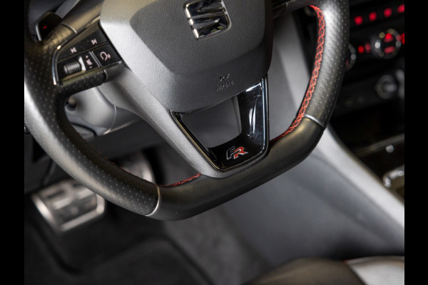 Seat Ateca 150pk / Panoramadak / Achteruitrij camera / Adaptieve cruise control
