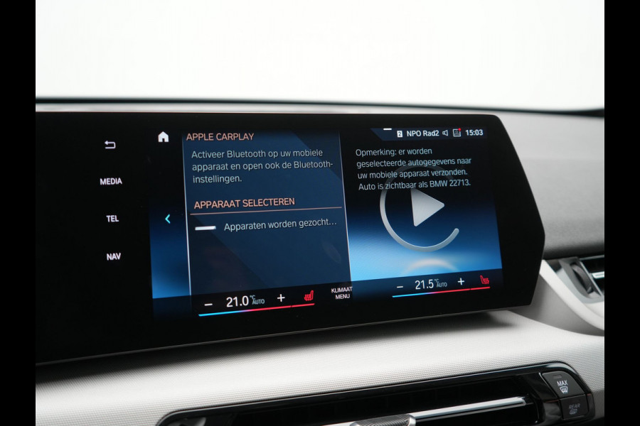 BMW iX1 xDrive30 Launch Edition 67 kWh 313pk Dealer O.H. | Adaptief M Onderstel | Camera | Stoelverwarming | Widescreen Navi | Sfeerverlichting | Apple Carplay | Navigatie | DAB | 18'' L.M. | Virtual | Cruise Control |