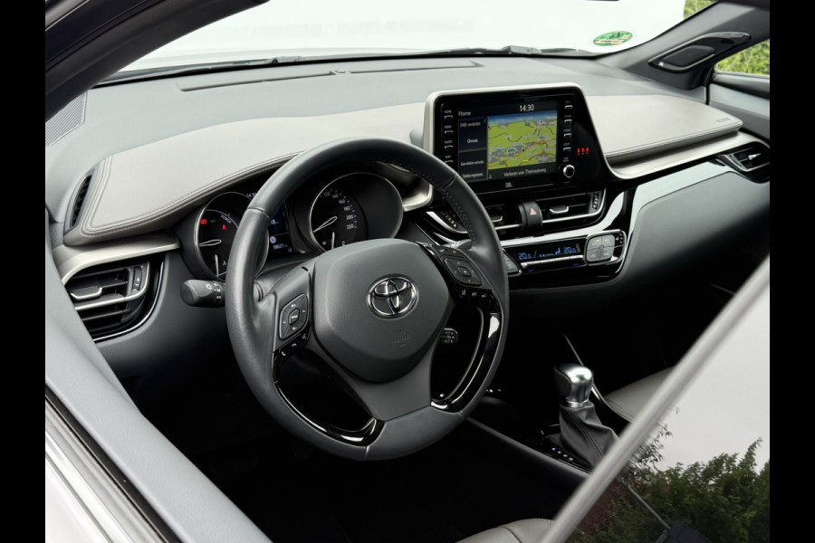 Toyota C-HR 2.0 Hybrid Executive | CarPlay | ACC | Camera | JBL | Keyless | 18 inch