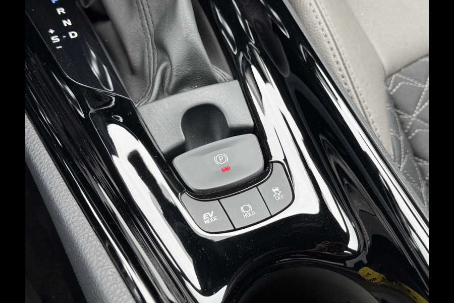 Toyota C-HR 2.0 Hybrid Executive | CarPlay | ACC | Camera | JBL | Keyless | 18 inch