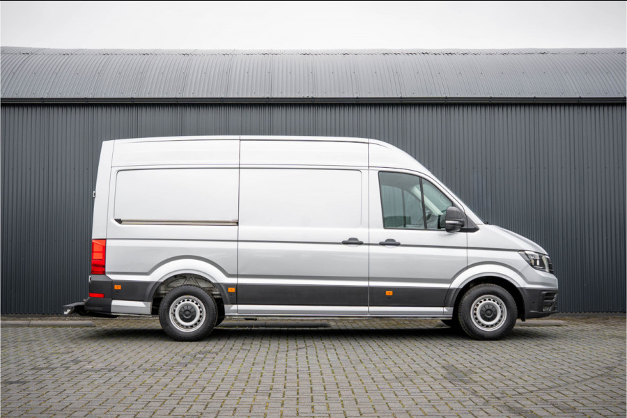 Volkswagen Crafter 2.0 TDI L3H3 | 177 PK | Camera | Carplay | Cruise | Airco | Trekhaak