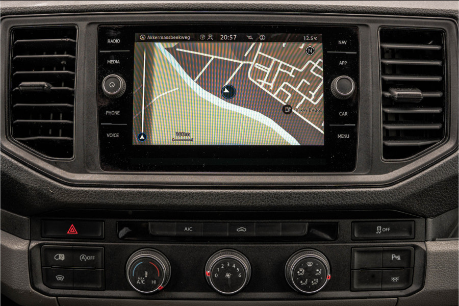 Volkswagen Crafter 2.0 TDI L3H3 | 177 PK | Camera | Carplay | Cruise | Airco | Trekhaak