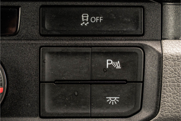 Volkswagen Crafter 2.0 TDI L3H3 | 177 PK | Camera | Carplay | Cruise | Airco | Trekhaak