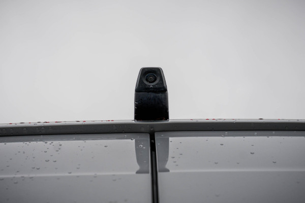 Volkswagen Crafter 2.0 TDI L3H3 | 177 PK | Camera | Carplay | Cruise | Airco | Trekhaak