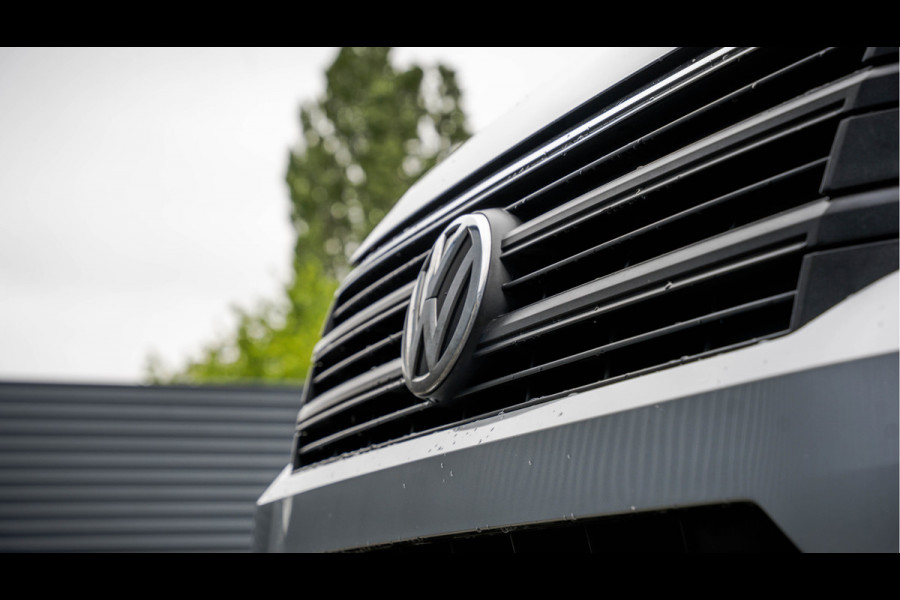 Volkswagen Crafter 2.0 TDI L3H3 | 177 PK | Camera | Carplay | Cruise | Airco | Trekhaak