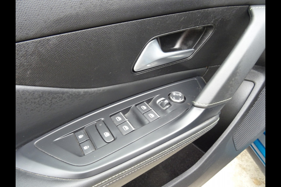 Peugeot 408 1.6 HYbrid GT 225 First Edition * MASSAGE * 44 KM ACCURANGE * TREKHAAK !!