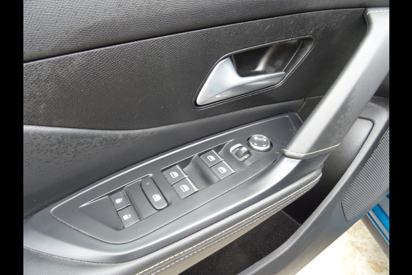 Peugeot 408 1.6 HYbrid GT 225 First Edition * MASSAGE * 44 KM ACCURANGE * TREKHAAK !!