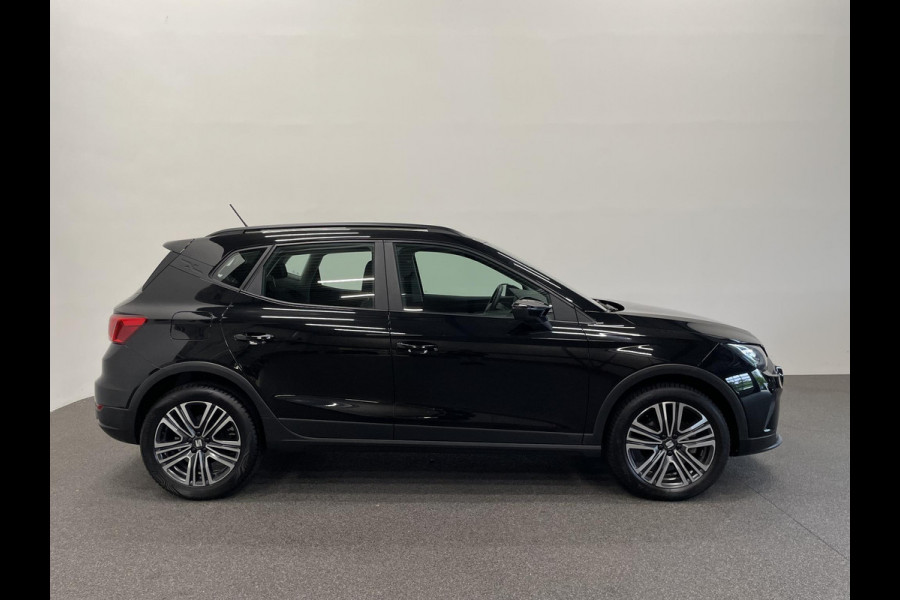 Seat Arona 1.0 TSI Style Airco ECC Navi Carplay PDC VA Cruise Control Full LED 17" LM Velgen