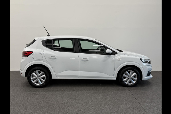 Dacia Sandero 1.0 TCe 90 Comfort Groot scherm Navi Carplay Airco Full LED Cruise Control Armsteun
