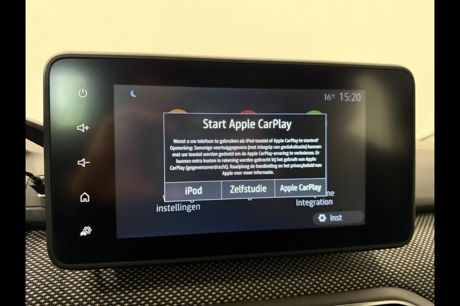 Dacia Sandero 1.0 TCe 90 Comfort Groot scherm Navi Carplay Airco Full LED Cruise Control Armsteun