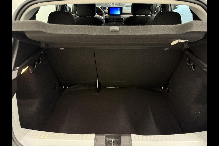 Dacia Sandero 1.0 TCe 90 Comfort Groot scherm Navi Carplay Airco Full LED Cruise Control Armsteun